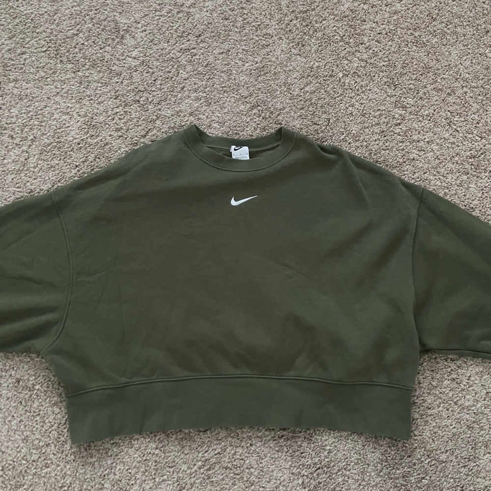 Nike green crewneck